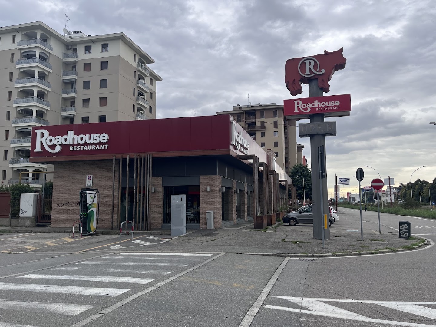 ROADHOUSE RESTAURANT TREZZANO