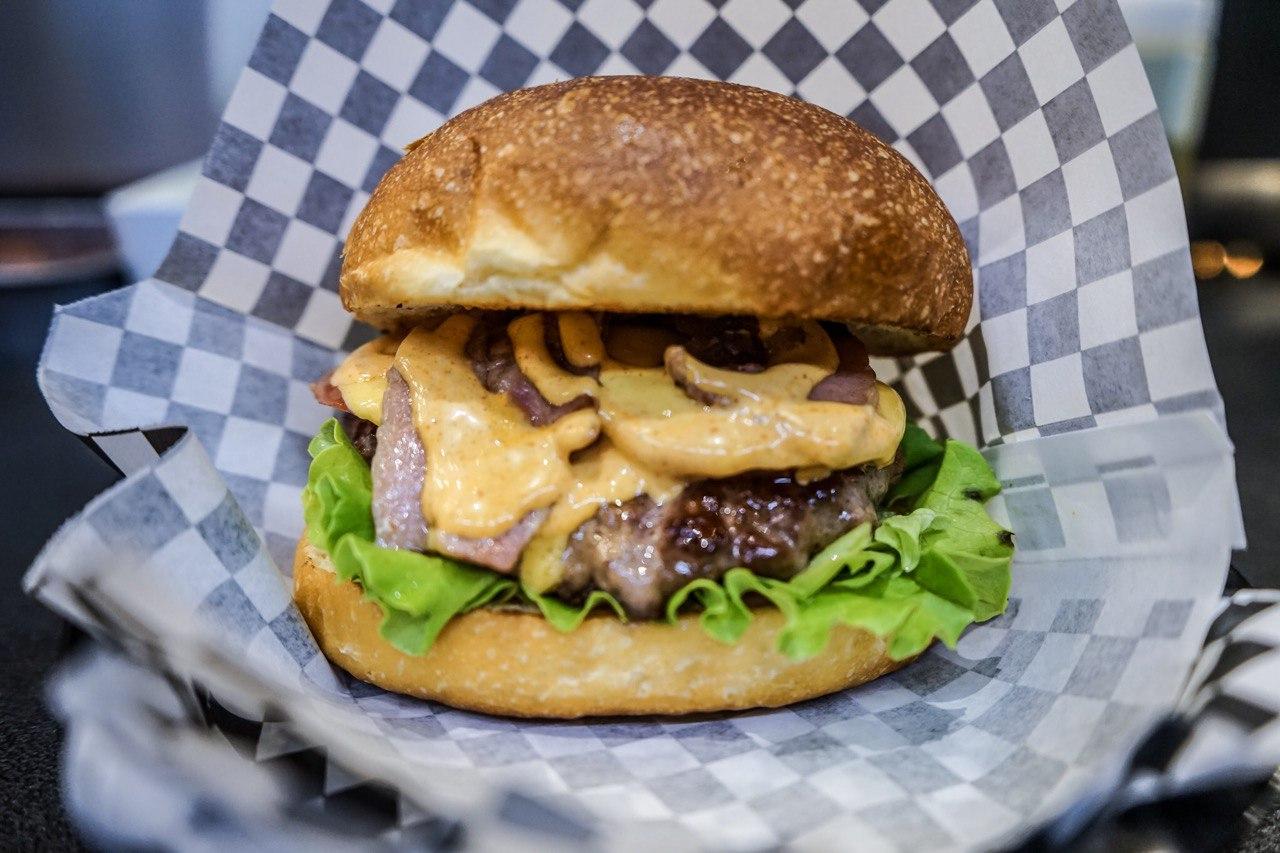 Roby's Burger, Massa