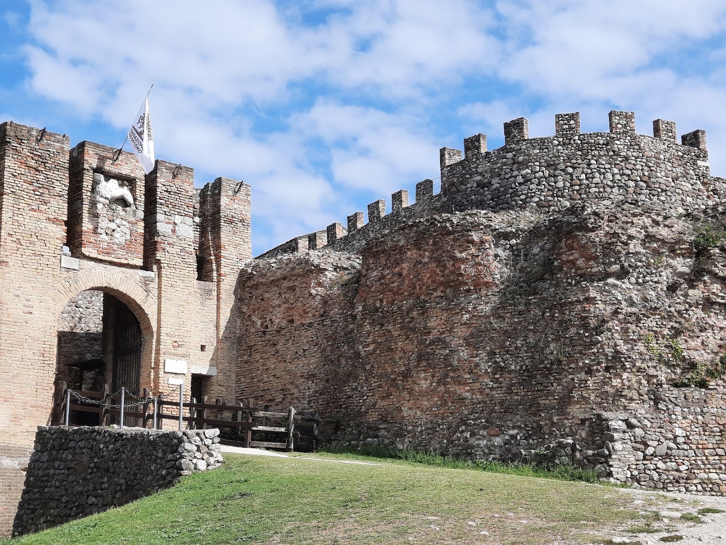 Rocca di Lonato del Garda