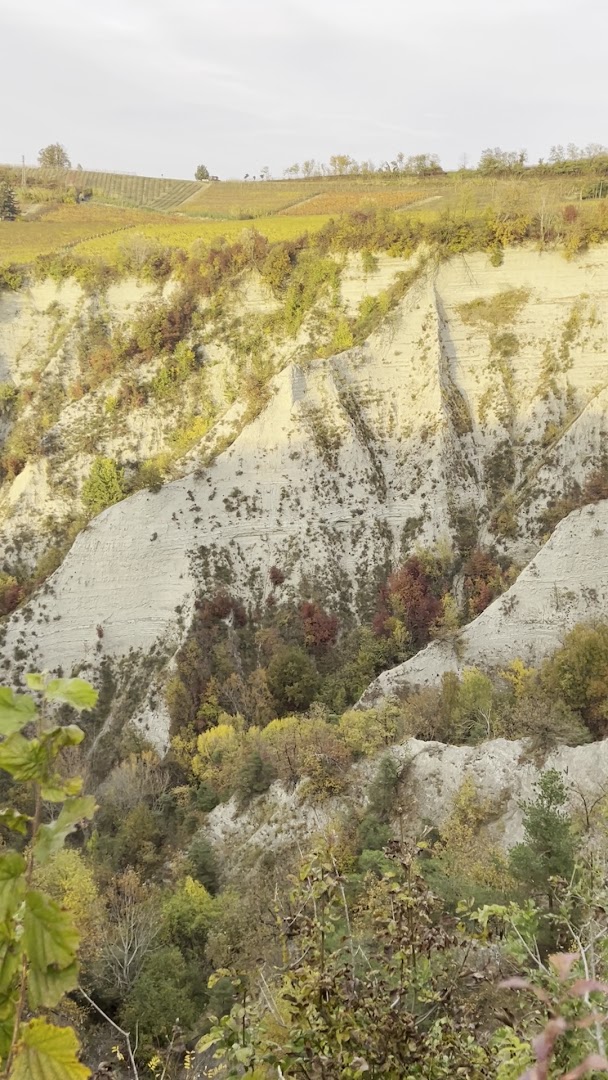 Rocche dei Sette Fratelli- Tappa della Strada Romantica delle Langhe e del Roero