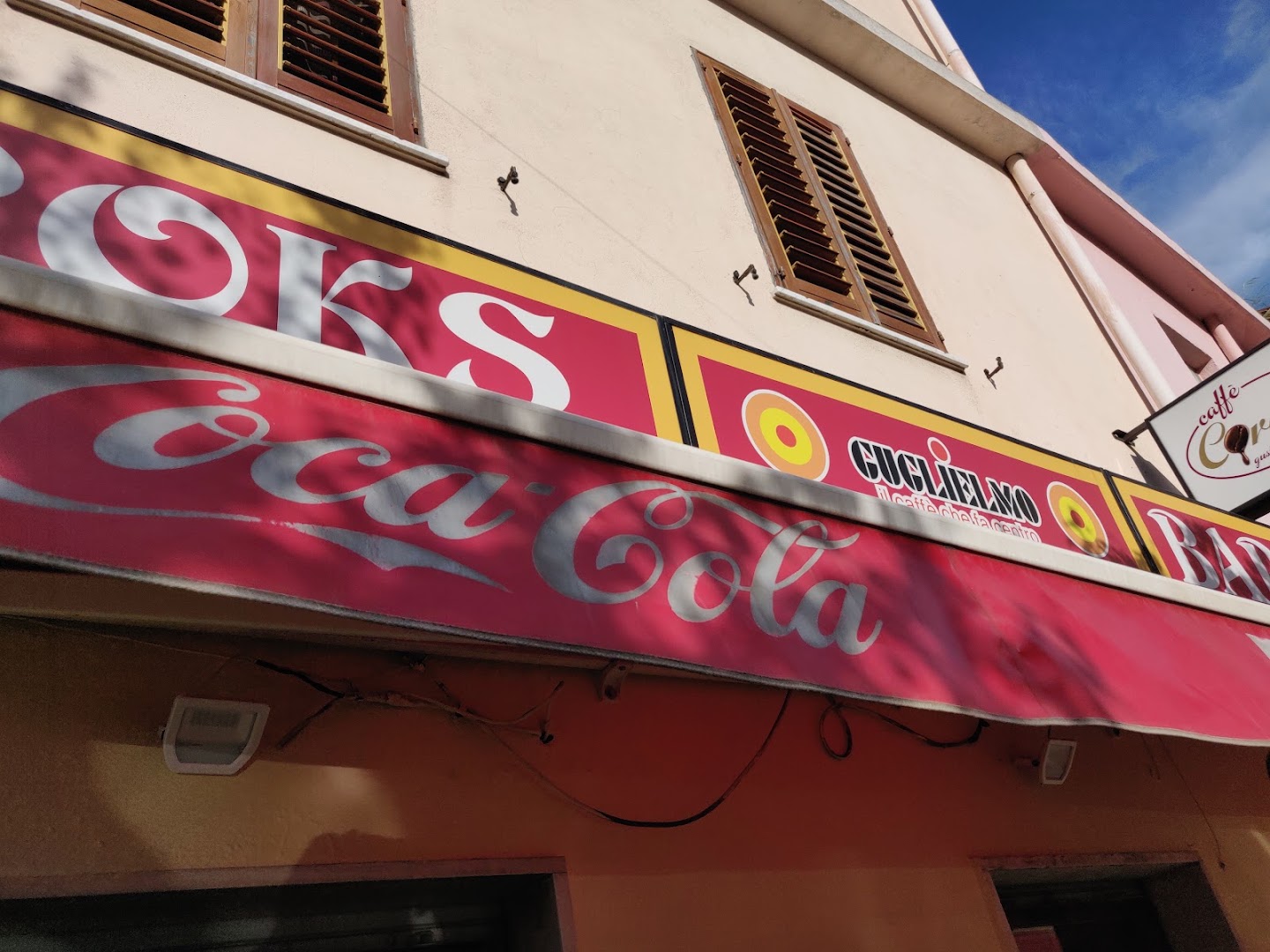 Roks Bar