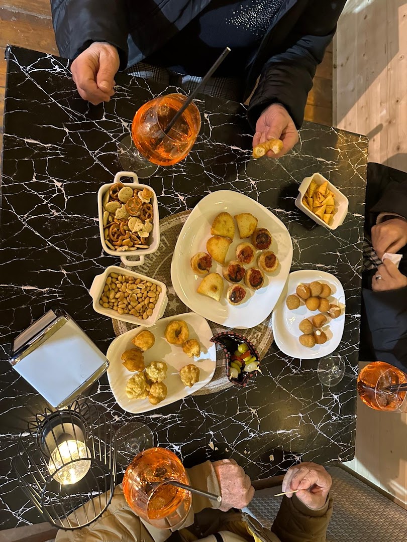 Roma Art Cafè