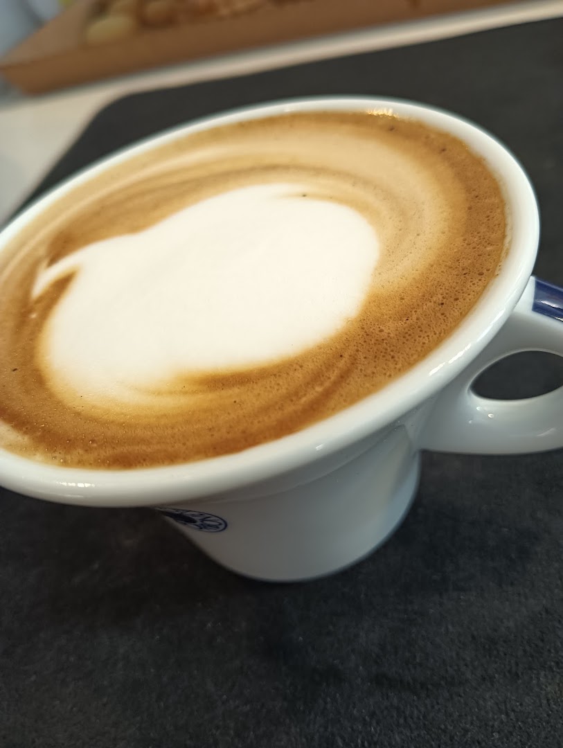 ROMA caffè cicchetteria
