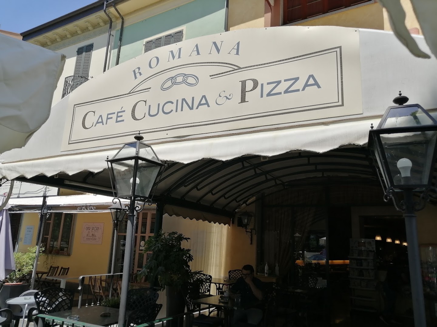 Romana Cafè Cucina e Pizza