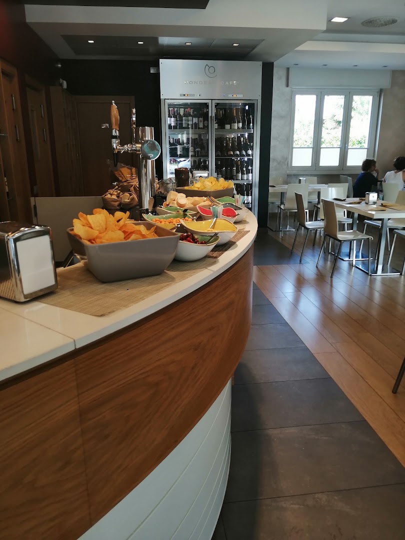 Rondeau Café