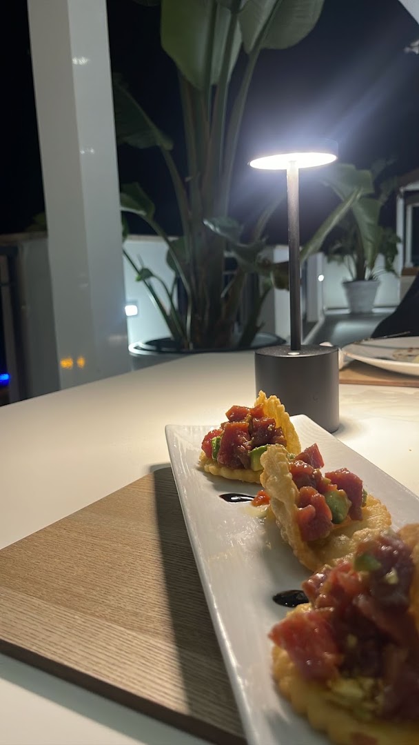 ROOF FIANI Restaurant Pool Bar