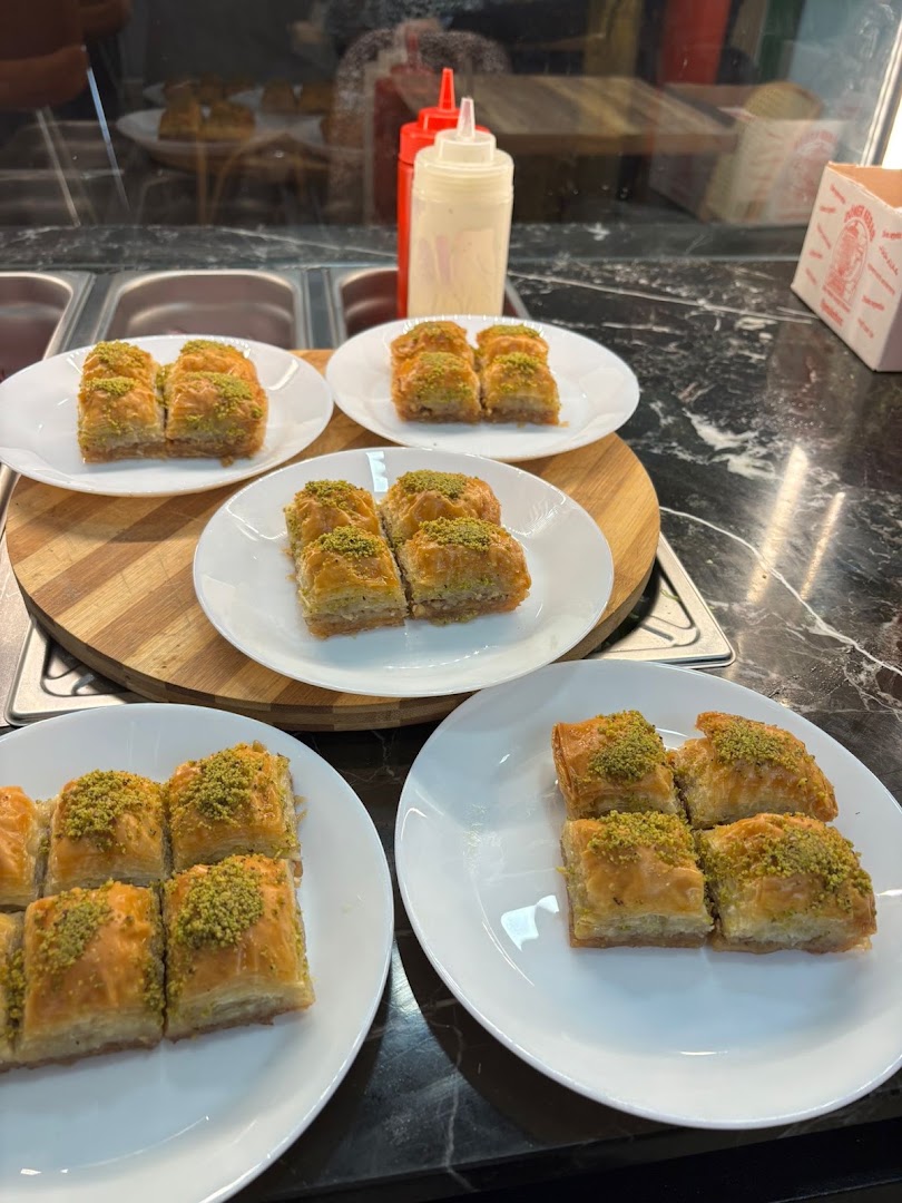 Rosa Kebap