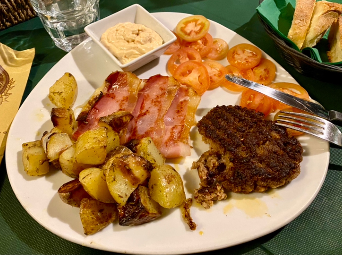 Rosemary's Pub, Nicolosi