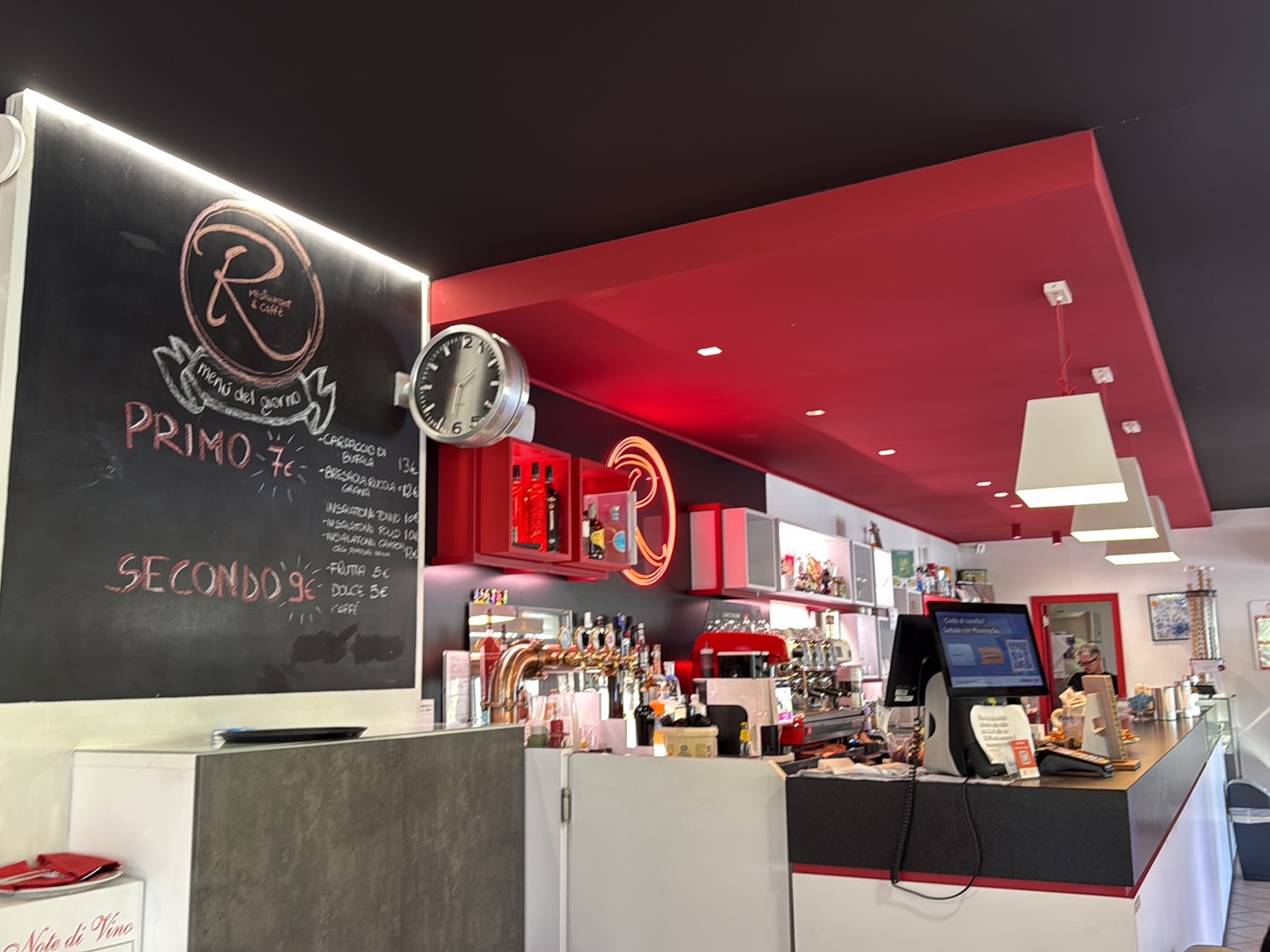 Rosso Restaurant & Caffè