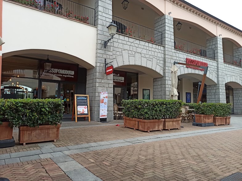 Rossopomodoro Outlet La Reggia