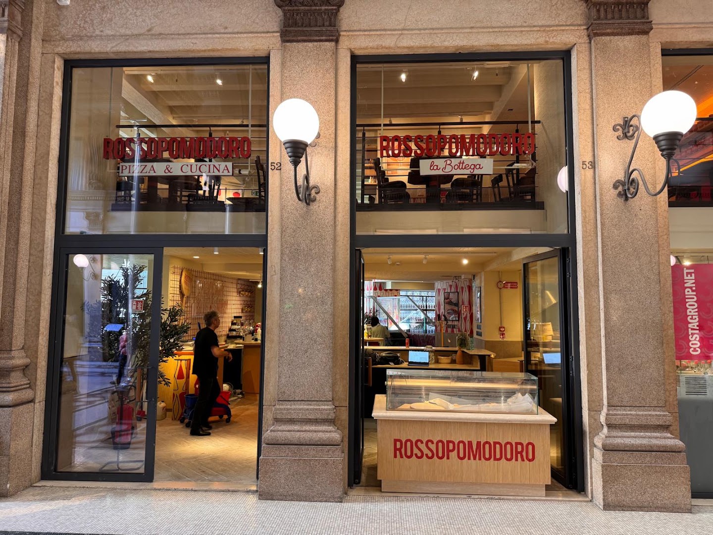 Rossopomodoro Roma - Galleria Alberto Sordi