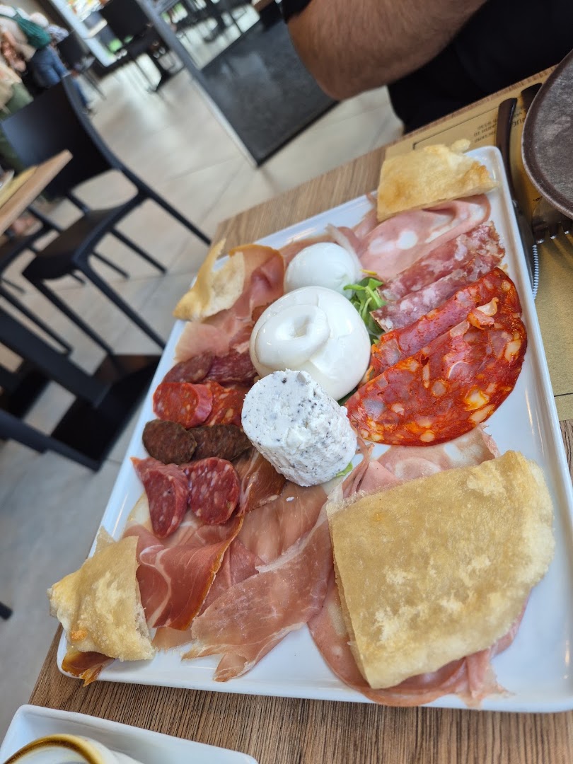 Rostelle and Co. Perugia