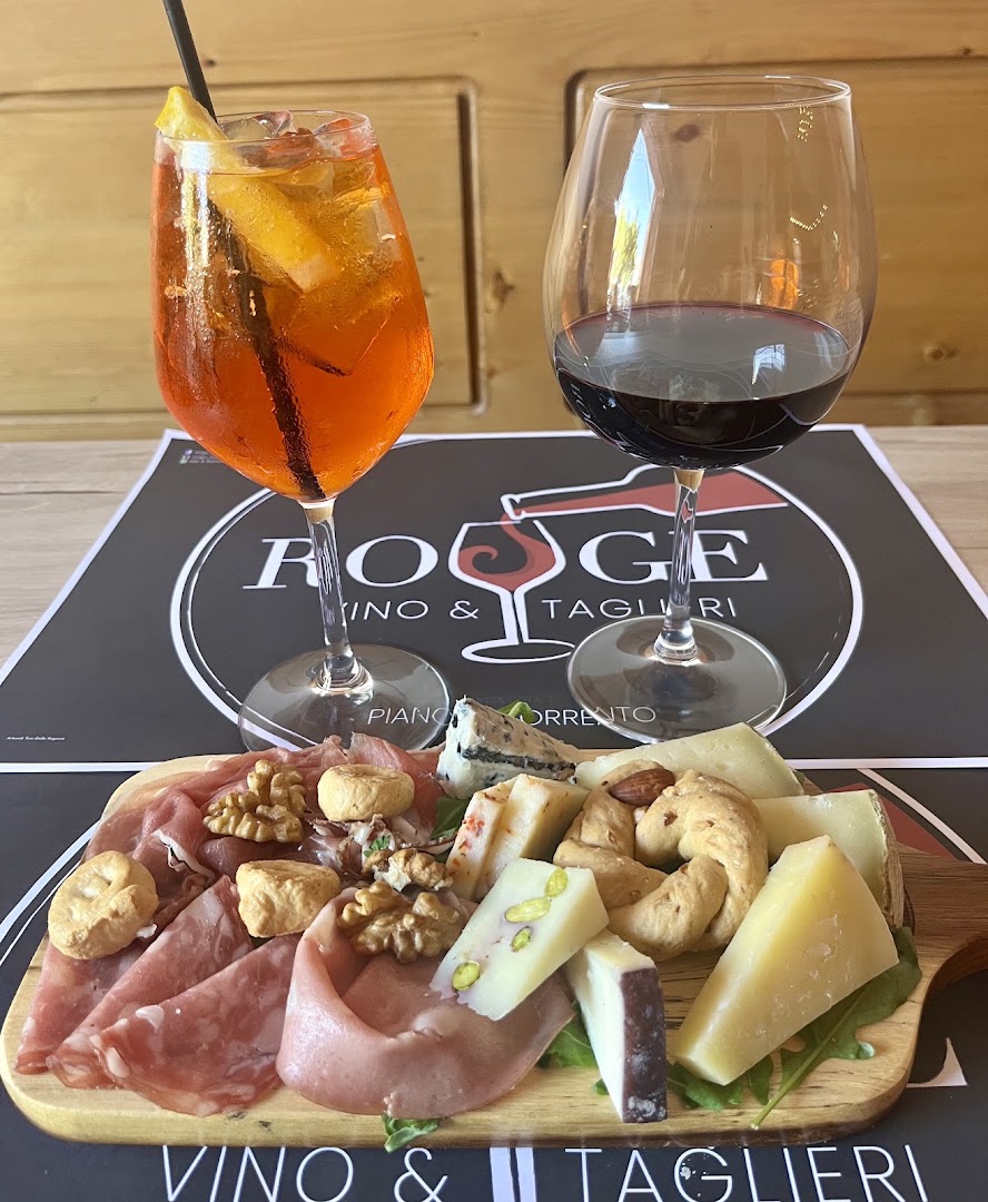 Rouge Vino& Taglieri