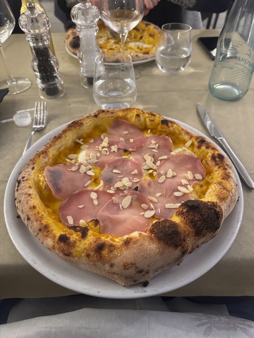 Route 25 Ristorante Pizzeria