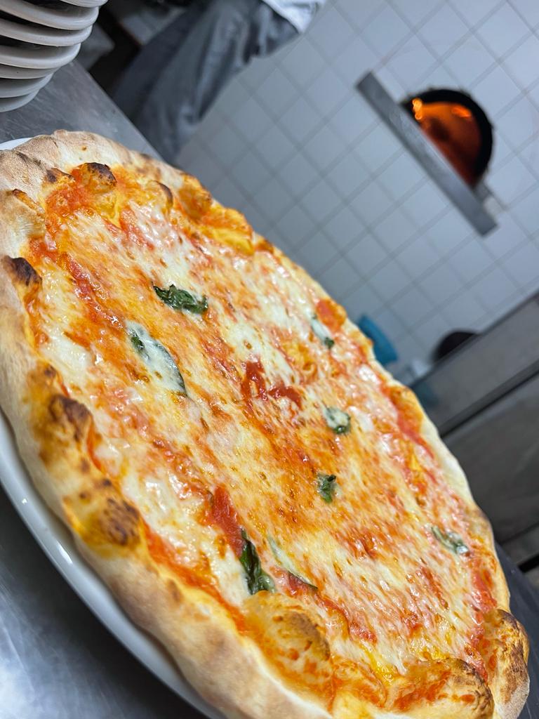 Rovèscio - Food and Lounge