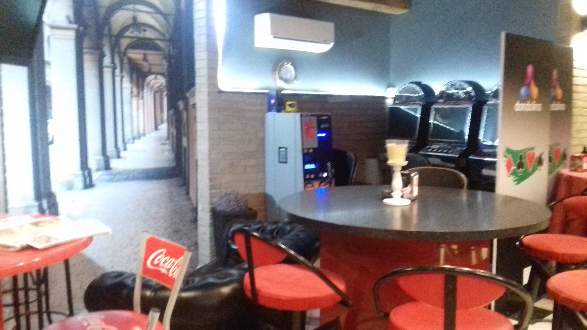 Roxi bar