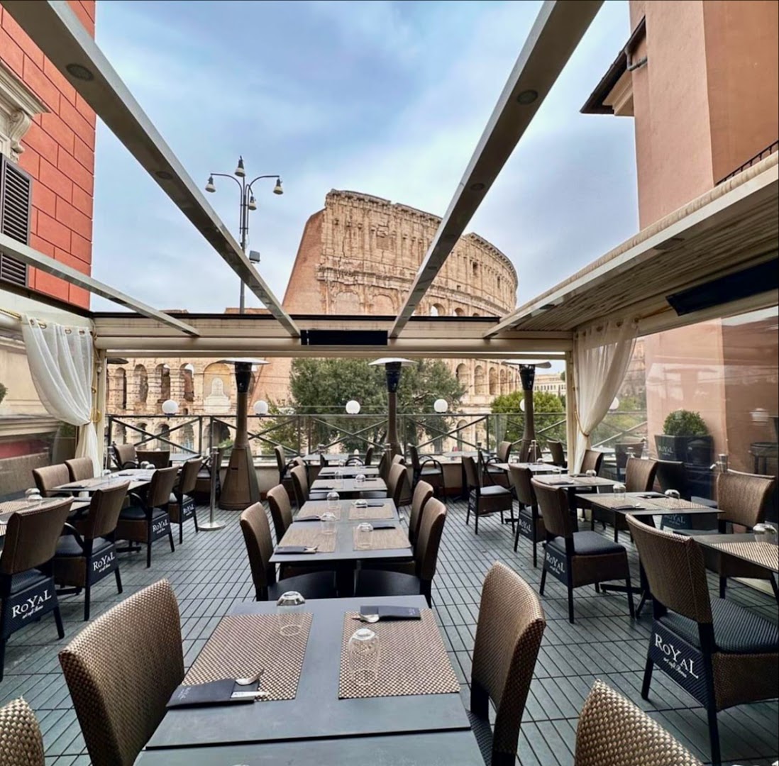 Royal Art Café
