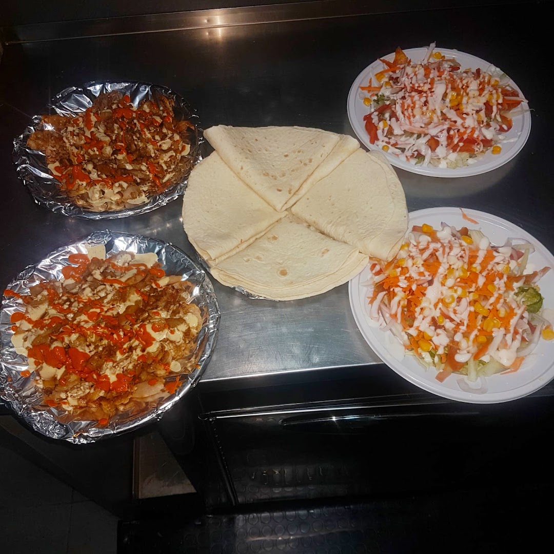 Royal asian food pizza a taglio kebab halal hamburger panineria