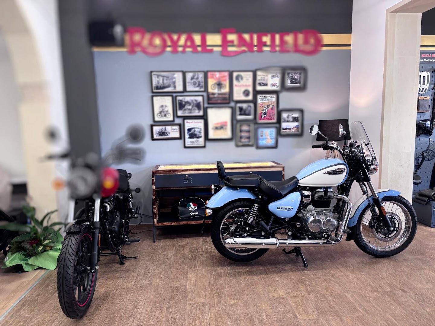Royal Enfield Garage Café, San Pietro Vernotico