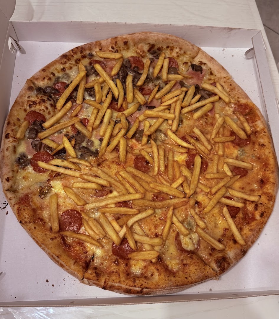 Royal pizza kebab