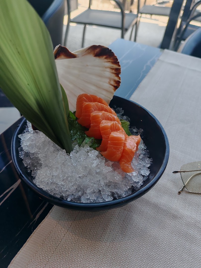 Royal Sushi, Genova