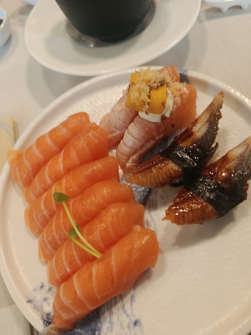 Royal Sushi