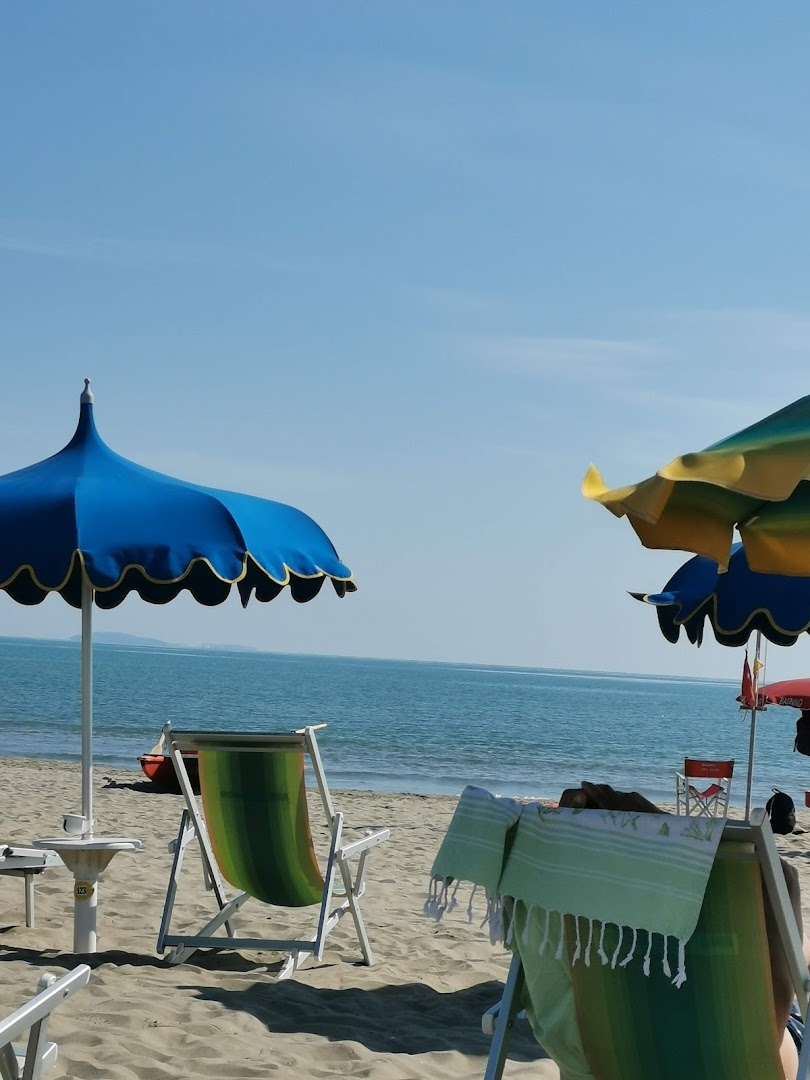 Rubino's Beach Tabacchi