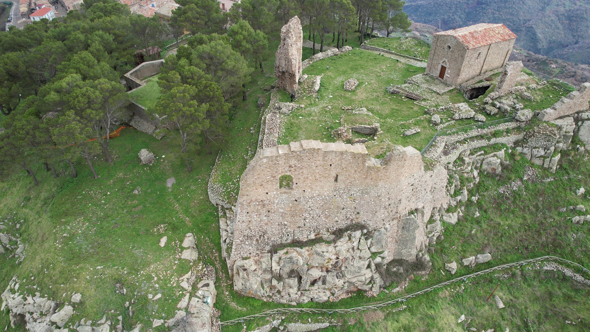 Ruderi Castello dei Ventimiglia