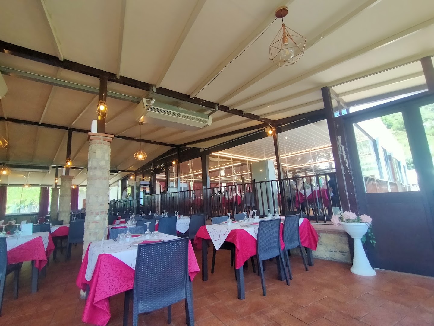 RUSTI E MANCIA Ferraro Carni e Salumi Dal 1865, Casalvecchio Siculo