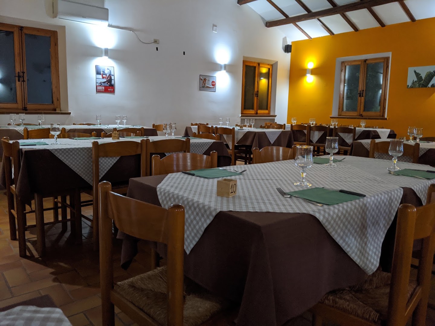 Rustico Ristorante Pizzeria, Ancona
