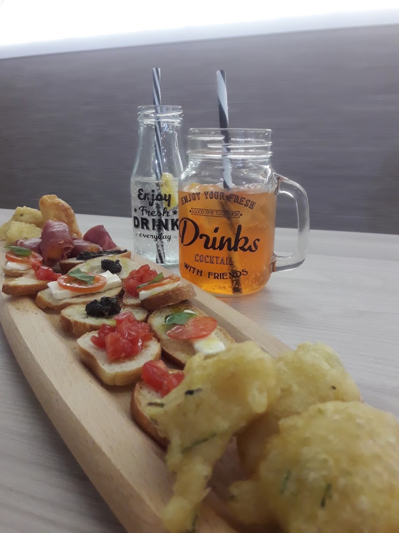 Rustikus Bar Pizzeria Rosticceria