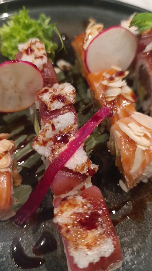 Ryō Sushi Restaurant