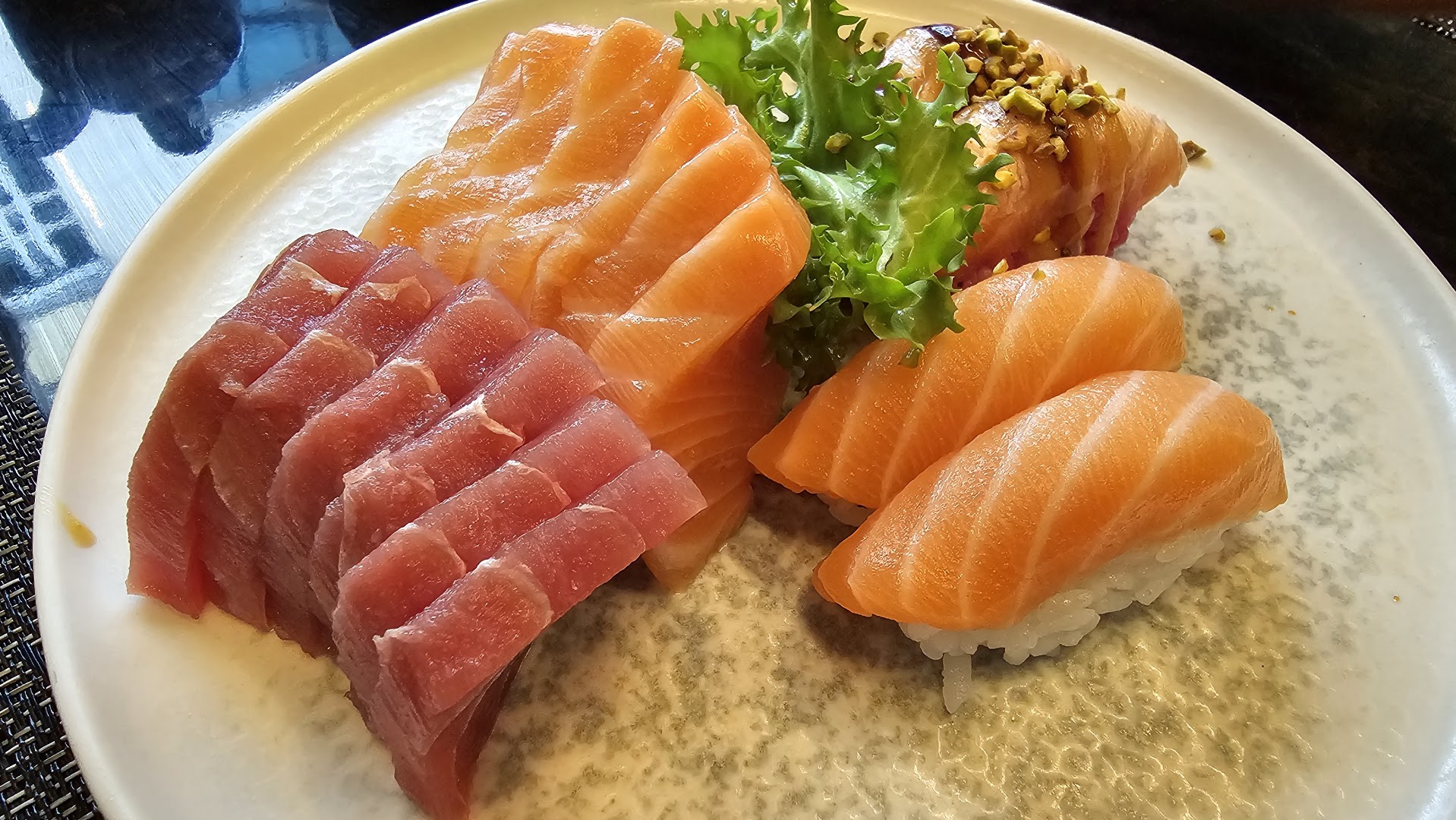 Ryō Sushi Restaurant