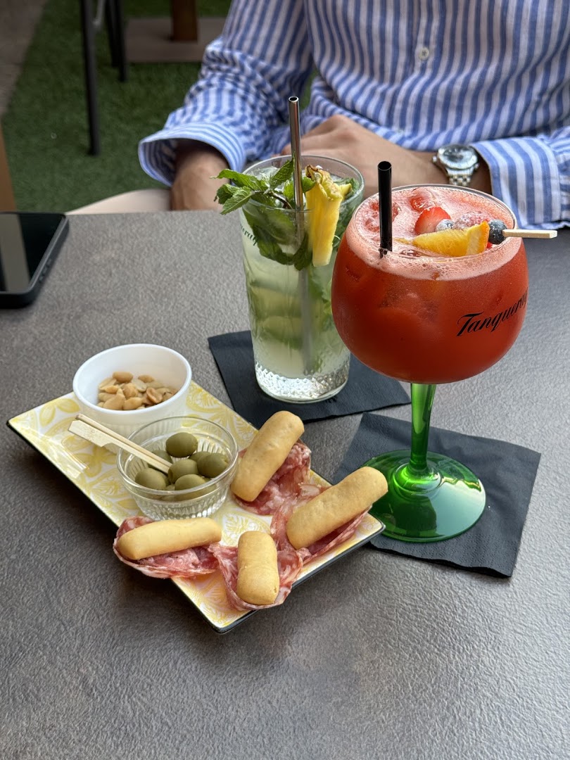 S/11 Lounge Bar