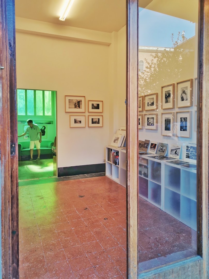 s.t. foto libreria galleria