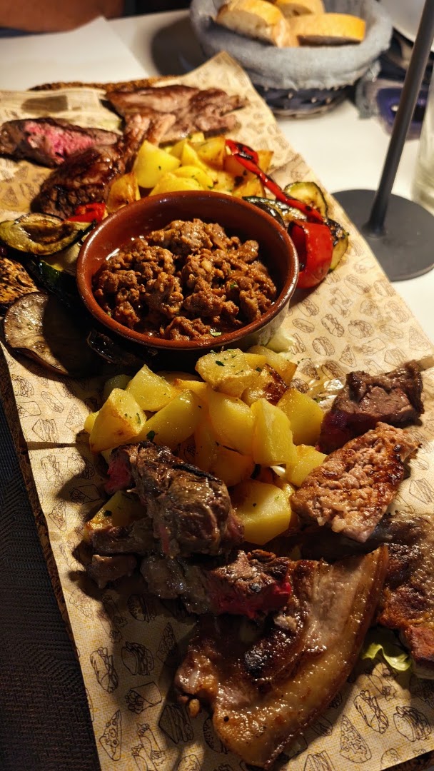 Sa pratza de Peppinedda | Ristorante tipico Sardo