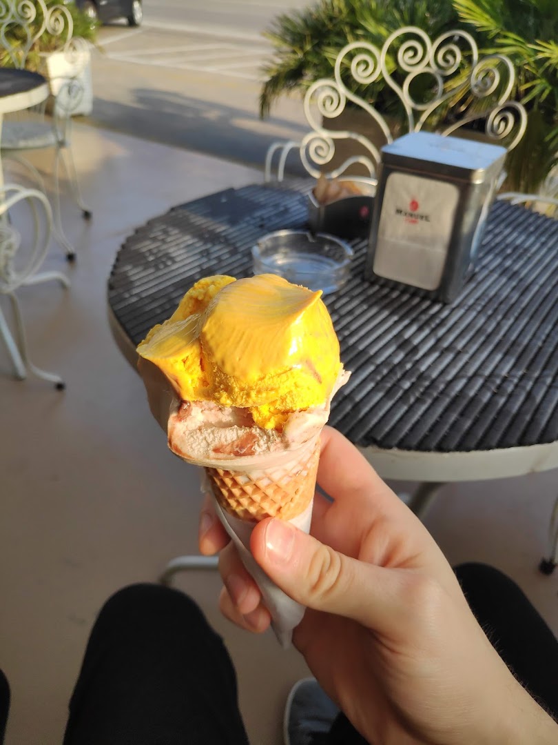 Sala Felice - Gelateria Nuovofiore