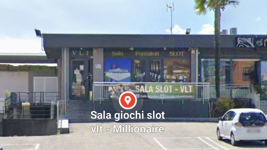 Sala giochi slot vlt - Millionaire, Borgomanero
