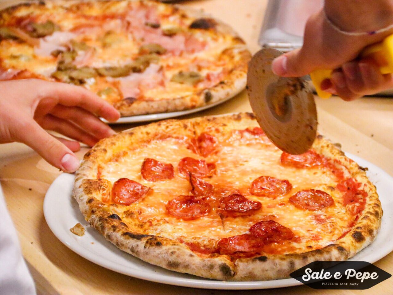 Sale & Pepe take away