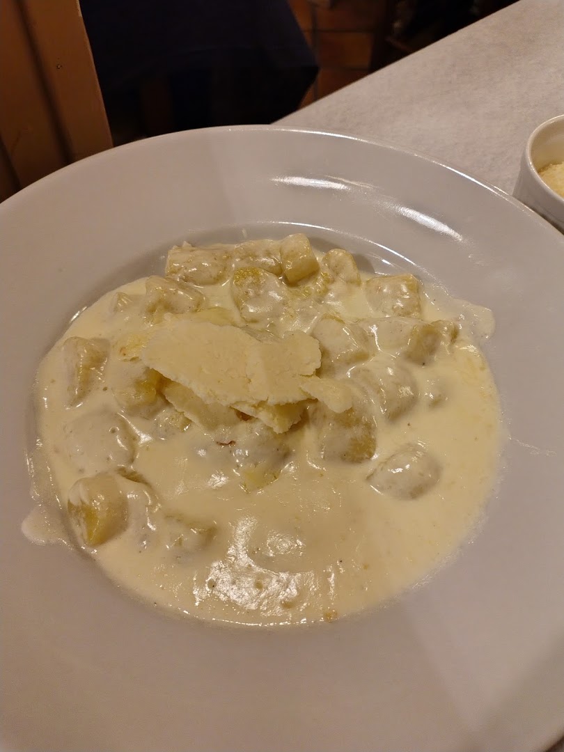 Saloon Risto Pizza Pub