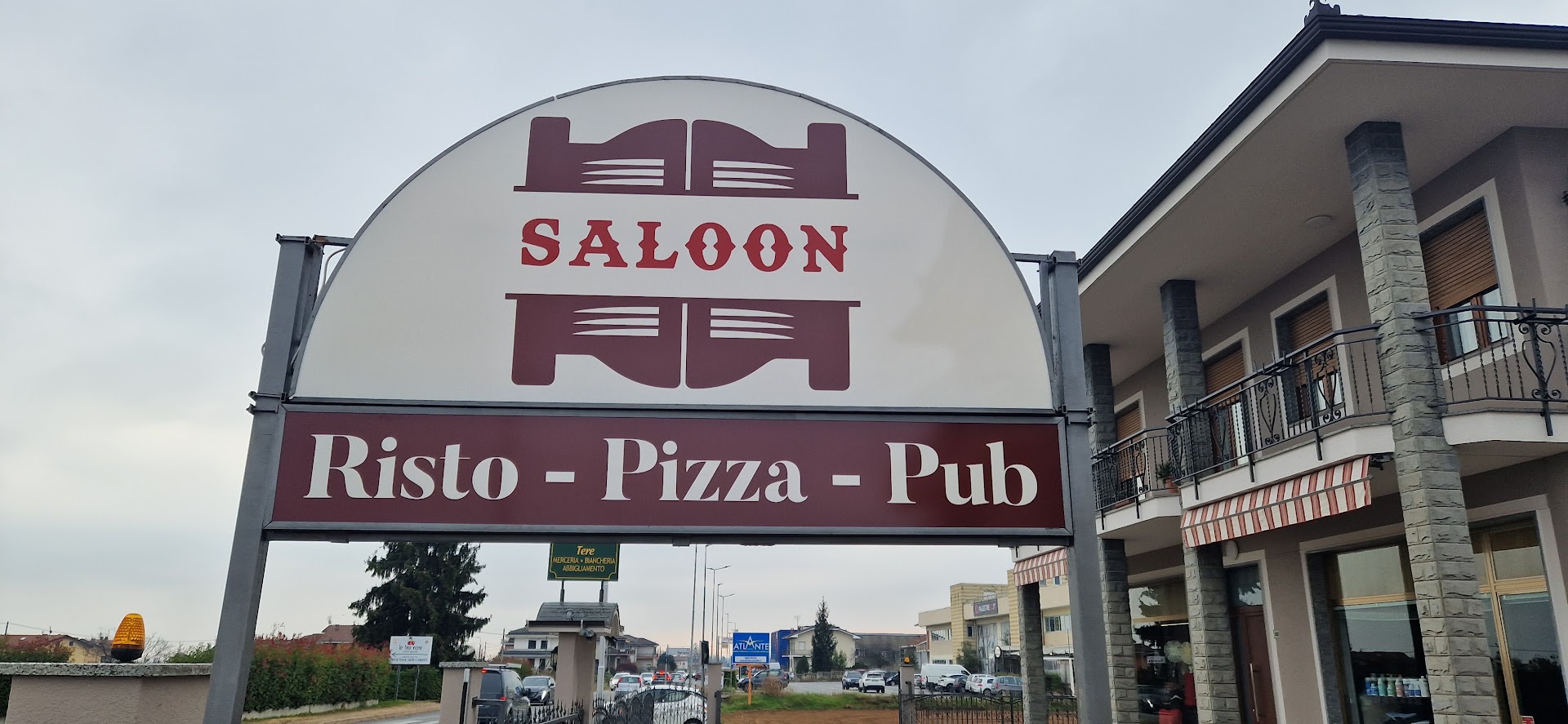 Saloon Risto Pizza Pub