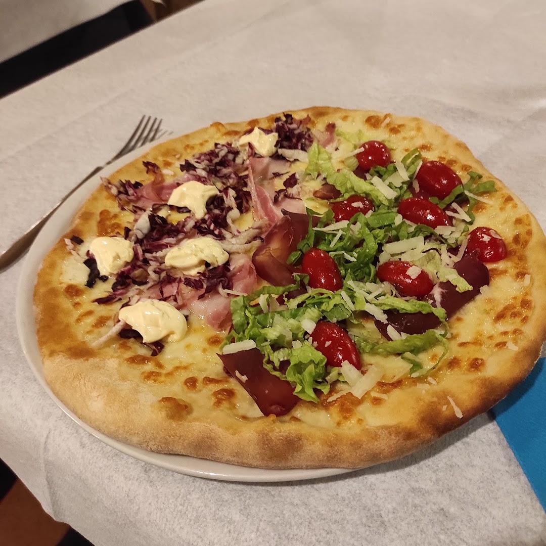 Saloon Risto Pizza Pub