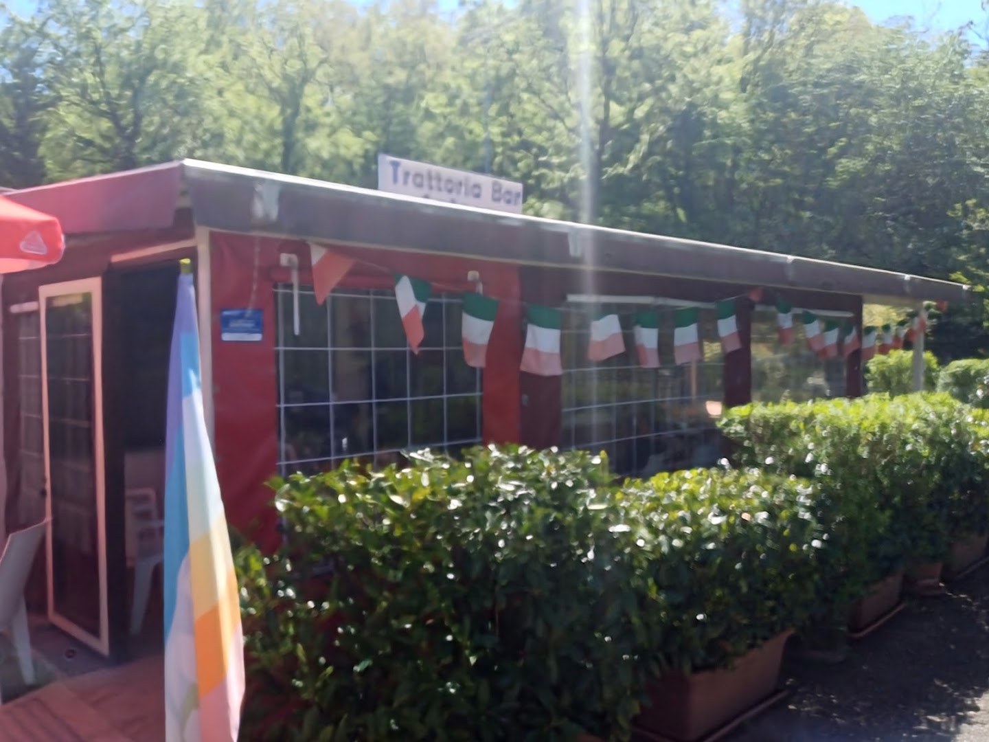Saloon Trattoria Bar