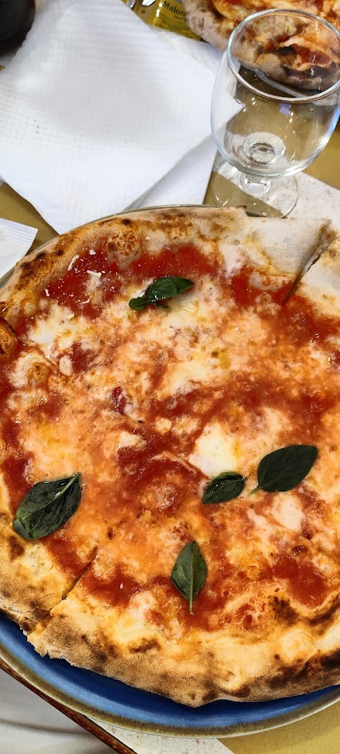 Saltingola - Pizzeria, Paninoteca, Asporto e Consegne a Domicilio