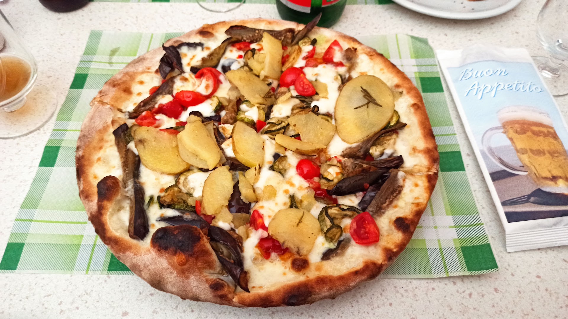 Saltingola - Pizzeria, Paninoteca, Asporto e Consegne a Domicilio