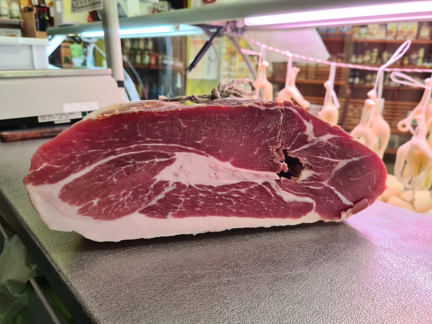 Salumeria Corapi Srl - Panetteria - Formaggeria - Salumeria - Gastronomia - Eccellenze Alimentari