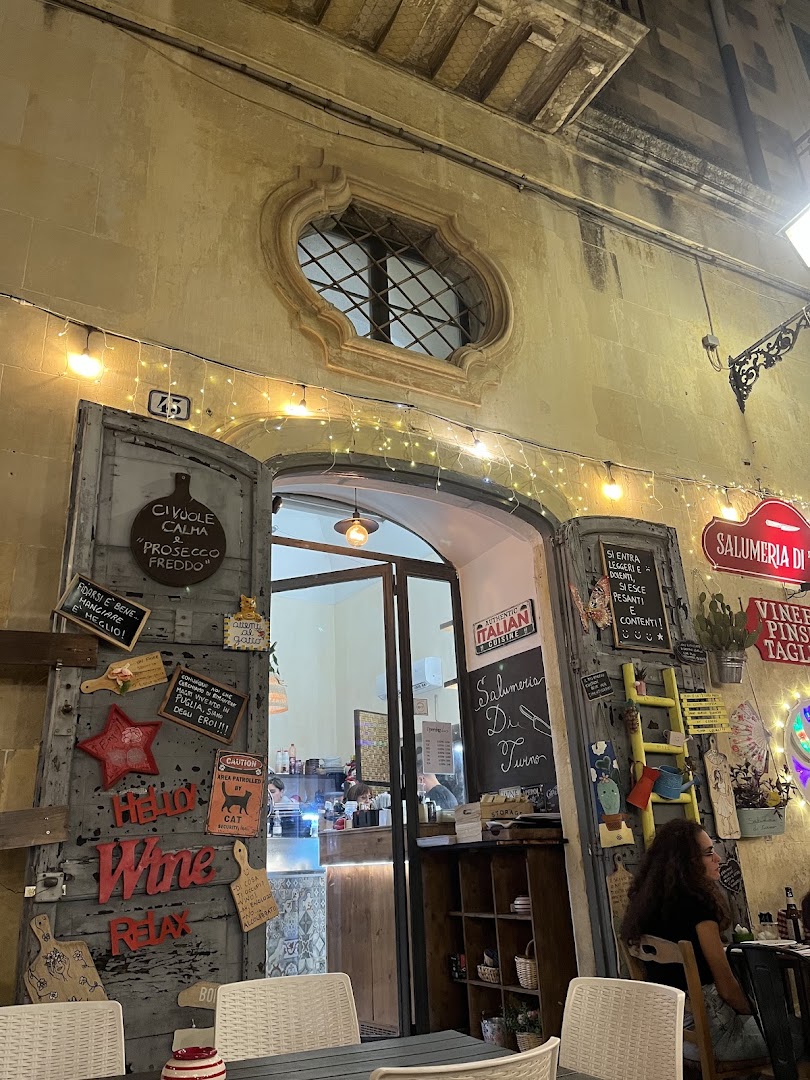 Salumeria Di Turno, Caserta