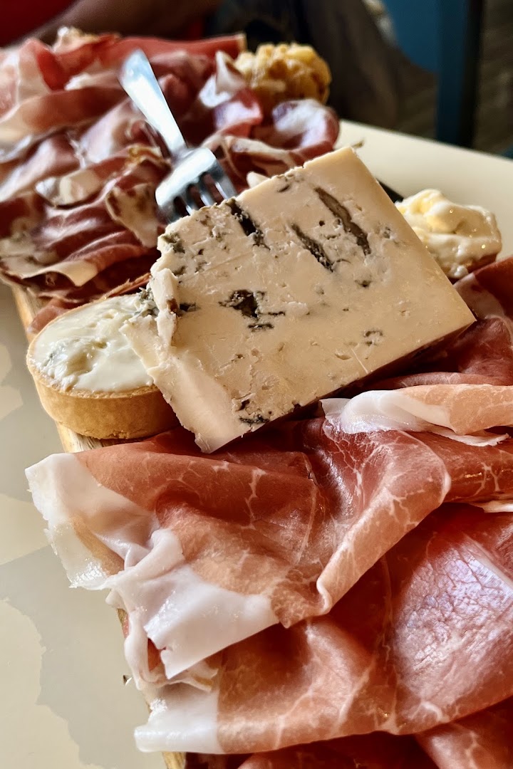 Salumeria Enoteca Moreno