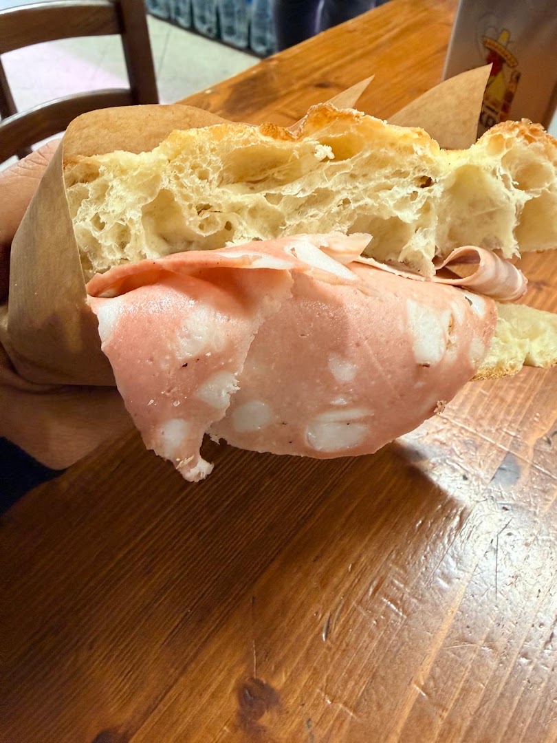 Salumeria Focacce E Vini