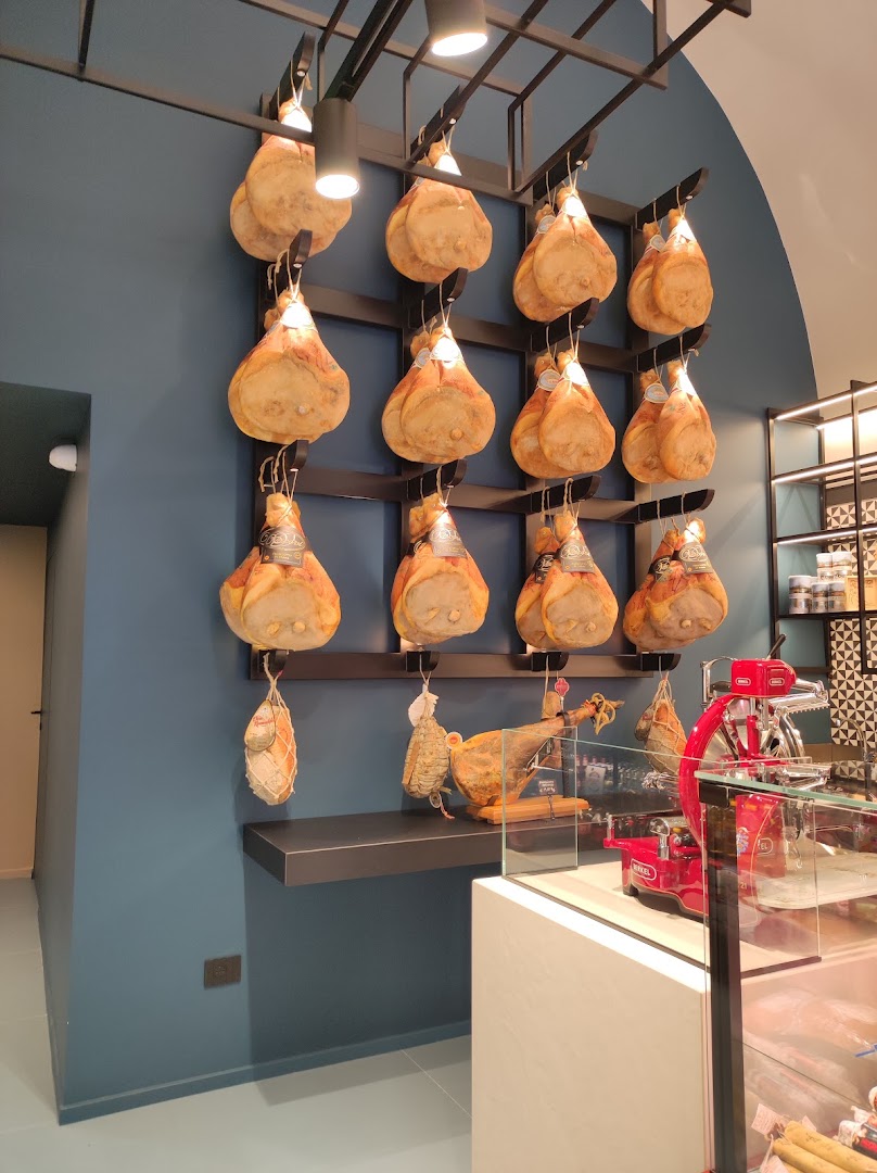 Salumeria - Gastronomia di Di Lernia Pietro, Trani